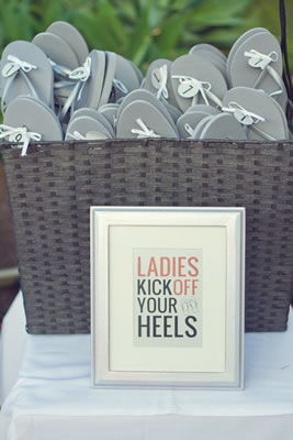 flip flop basket wedding favour.jpg