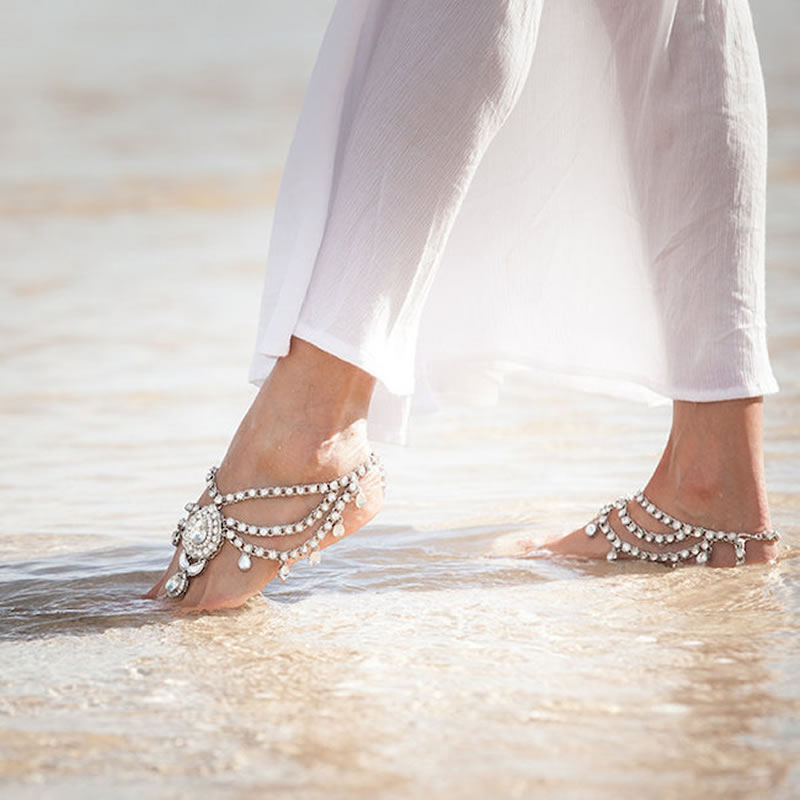 001-20-Barefoot-Sandals-for-Beach-Boho-Brides-from-Etsy1.jpg