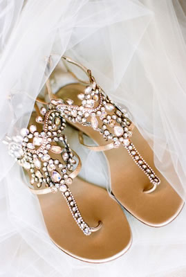Ditch the Heels and Go Barefoot! - A Guide to Alternative Bridal ...